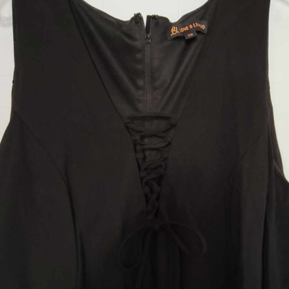 Dress - Picture 2 of 4